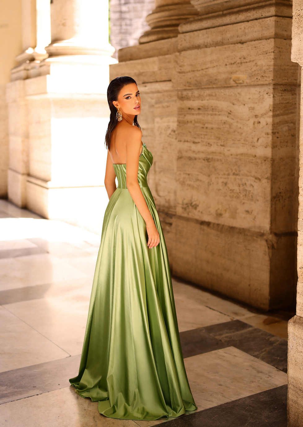 Adalee Gown – Windsor & Lux