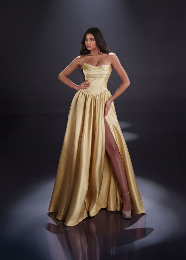 green emerald velvet dress Women Long Formal Dresses with Pleats Simple Elegant Evening Gowns Dress  for Prom (US, Numeric, 14, Regular, Regular, Burgundy) at Amazon Women's  Clothing store main image 0