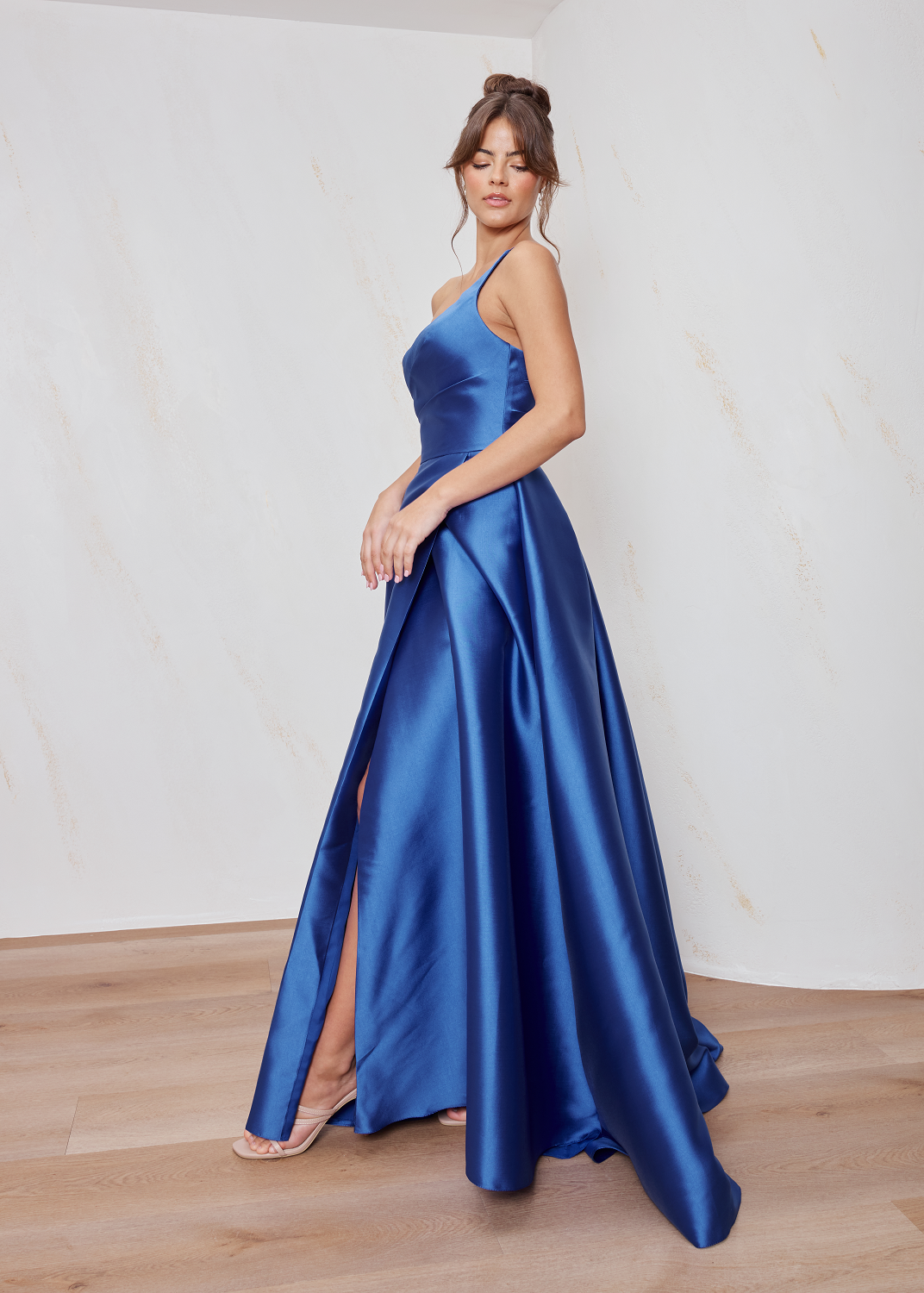 Women Formal Dresses Sydney | Evening Dresses Sydney - Windsor & Lux Women Formal Dresses Sydney | Evening Dresses Sydney - Windsor & Lux