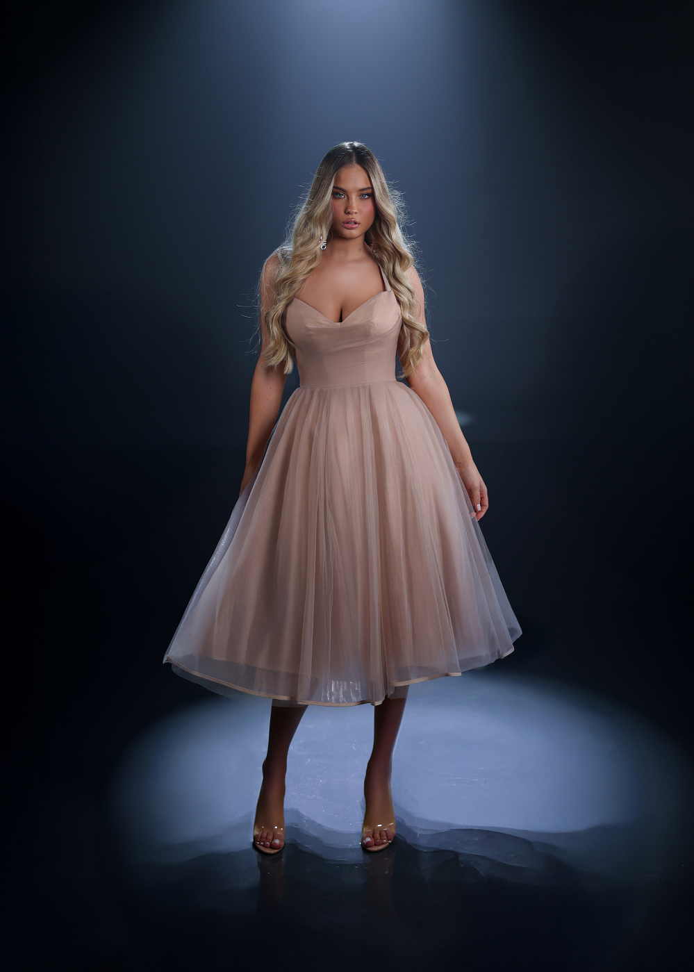 cocktail dresses perth Our Jovani strapless crystal gown available in size 4-6 , With over 650 exquisite dresses to choose from, KKW is Perths one stop destination for all things elegant, chic & unforgettable. From school