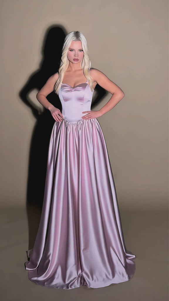 Nicoletta Bridesmaids  Windsor & Lux